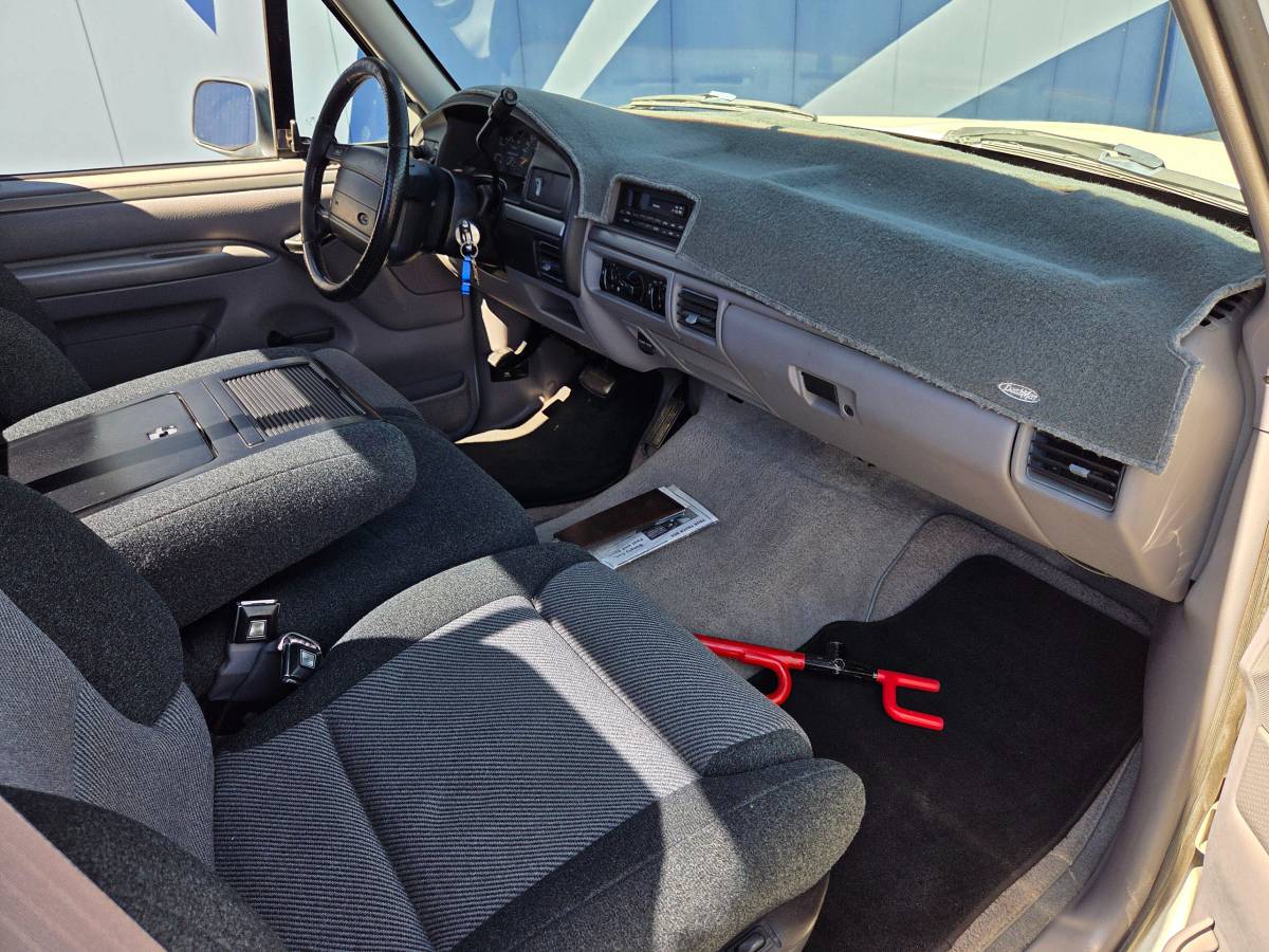 Ford-f150-xlt-lightning-1995-9