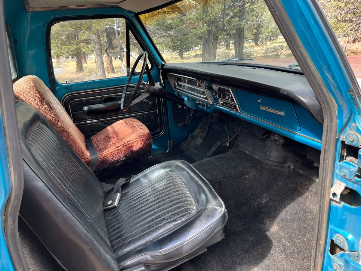 Ford-f250-1968-blue-12