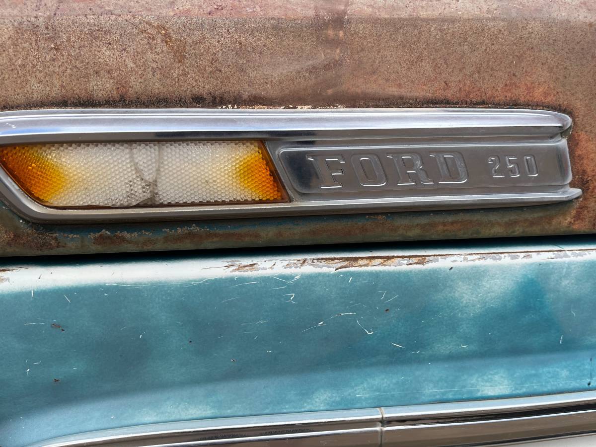 Ford-f250-1968-blue-16