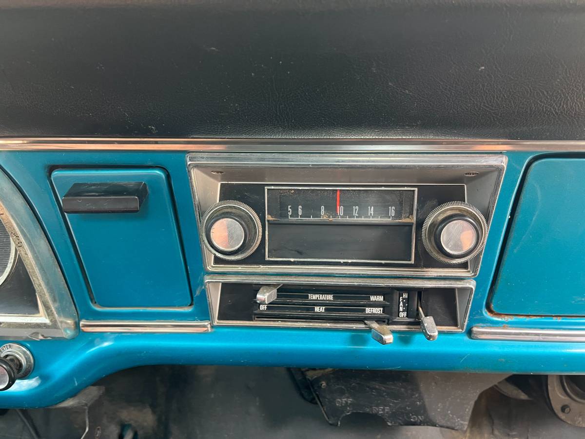 Ford-f250-1968-blue-9