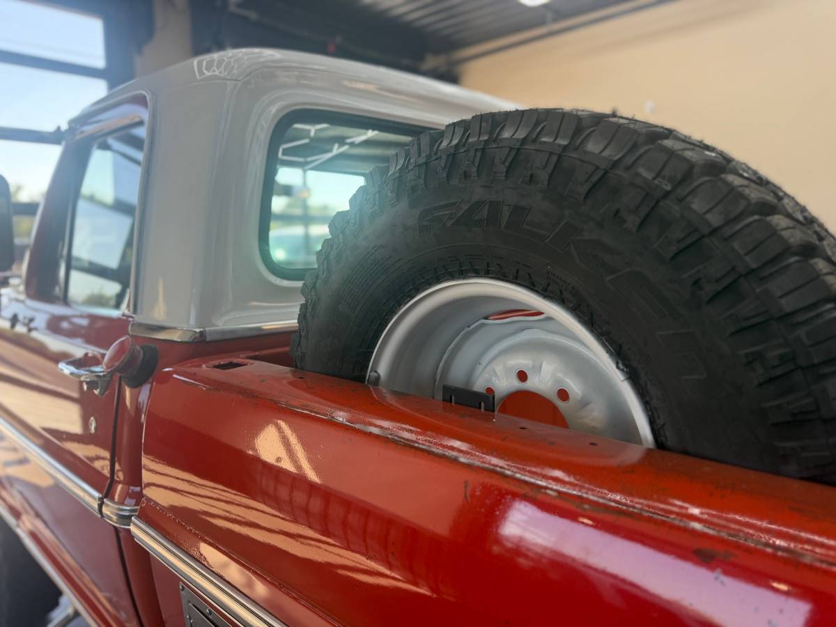 Ford-f250-1972-red-11