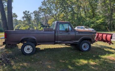 Ford-f250-1977-brown-1