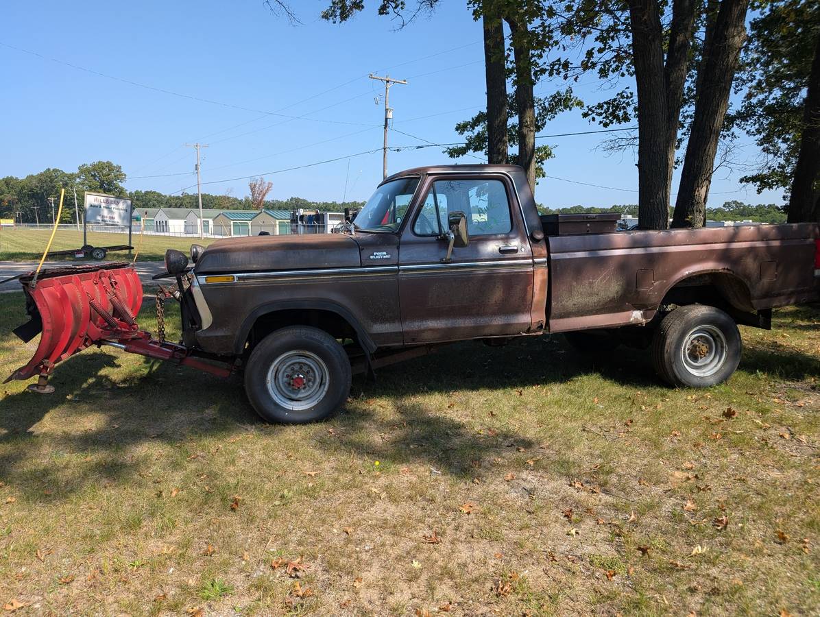 Ford-f250-1977-brown
