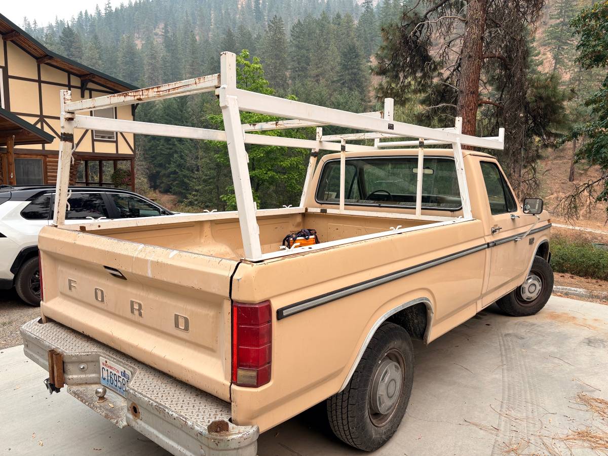 Ford-f250-1986-brown-1