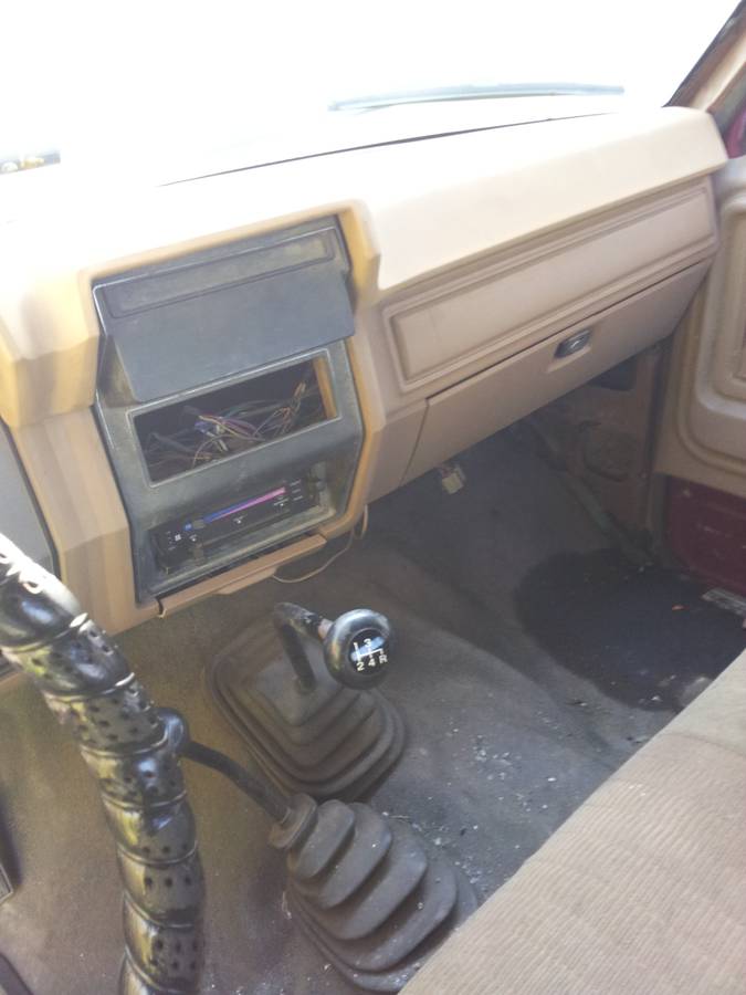 Ford-f250-1986-red-1