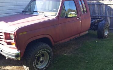 Ford-f250-1986-red-2