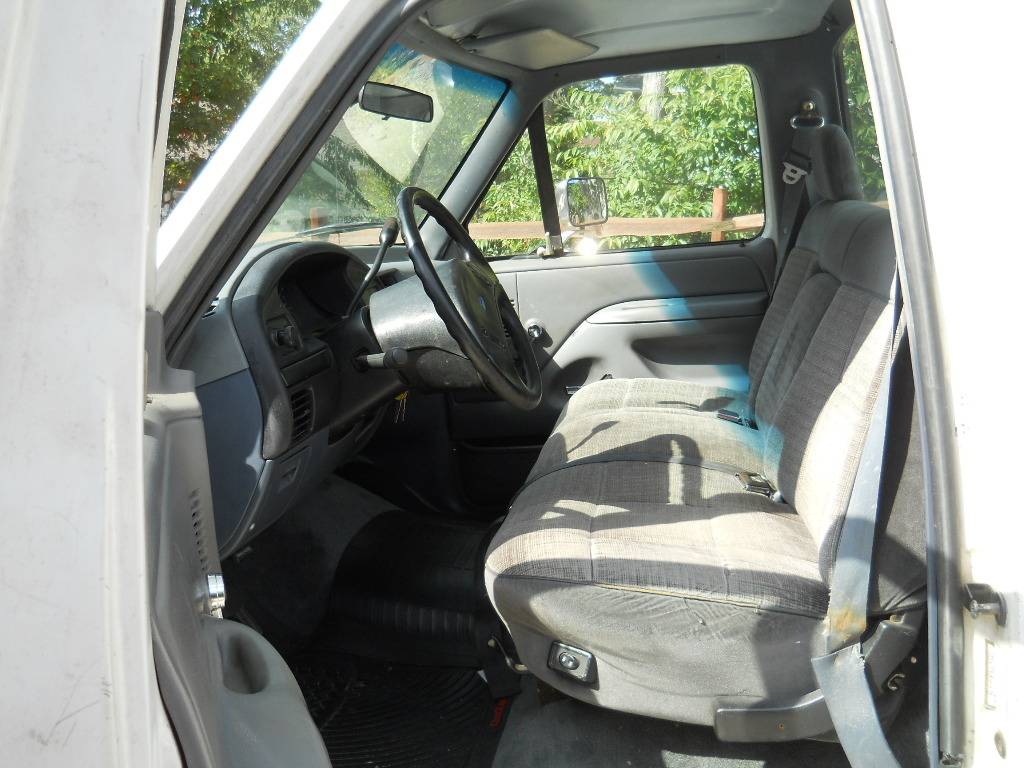Ford-f250-1992-white-2