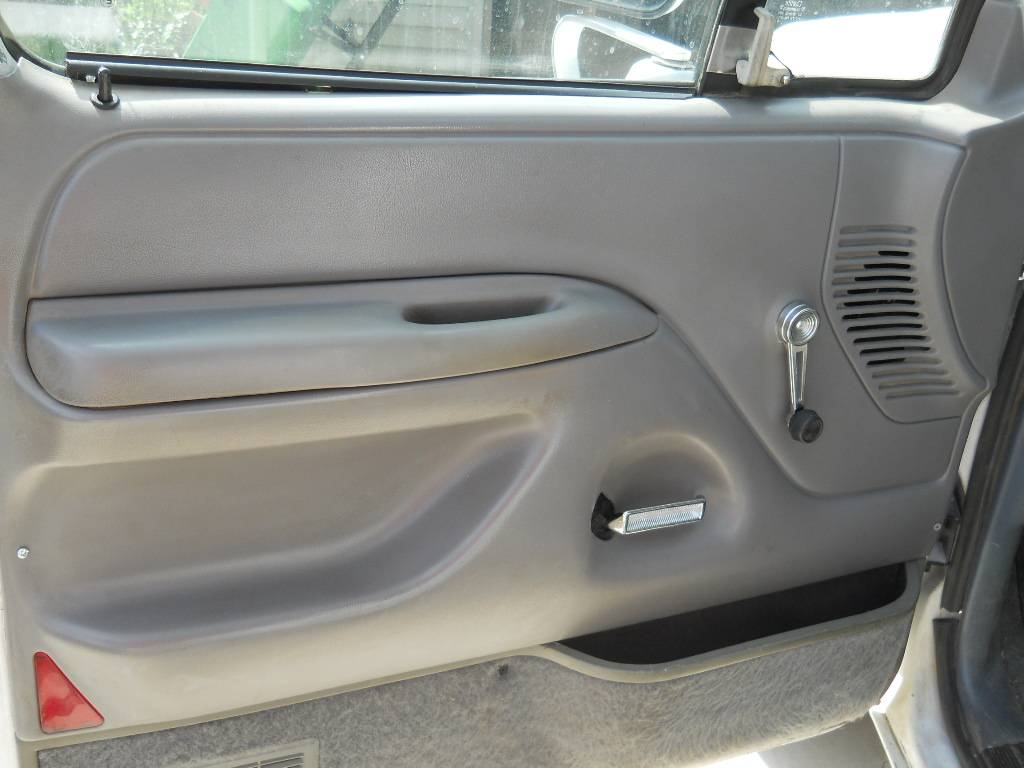 Ford-f250-1992-white-3