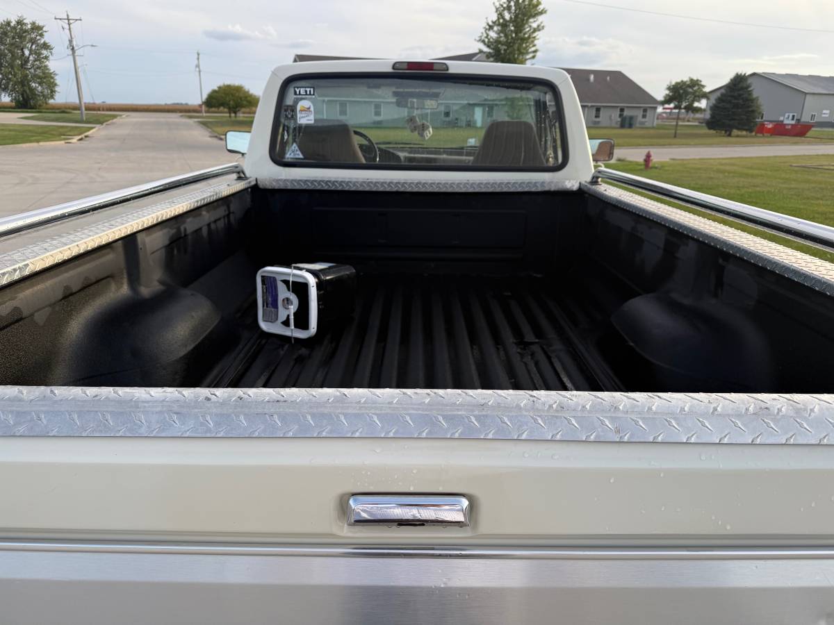 Ford-f250-1995-white-5