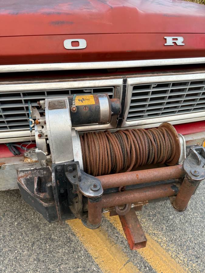 Ford-f250-4x4-1970-red-3