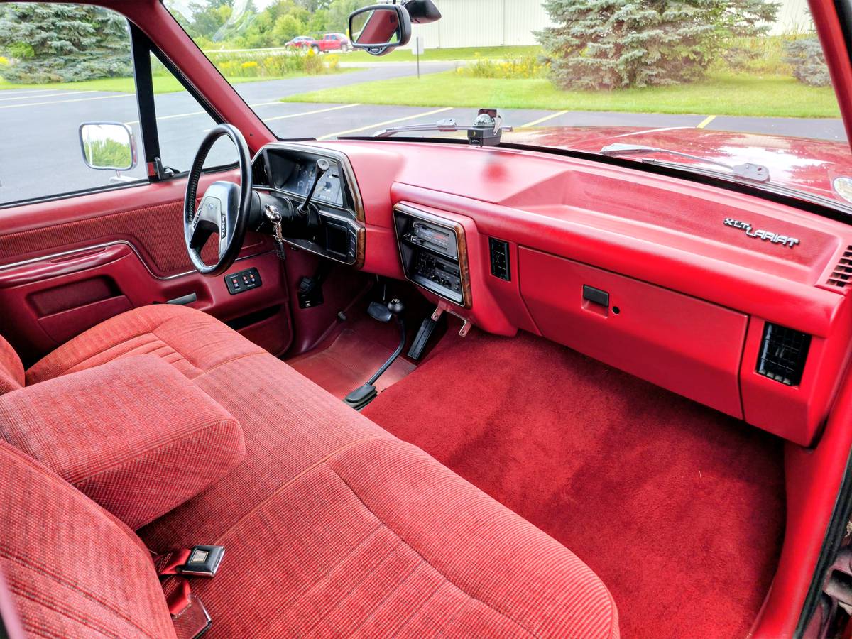 Ford-f250-4x4-lariat-diesel-1988-red-10