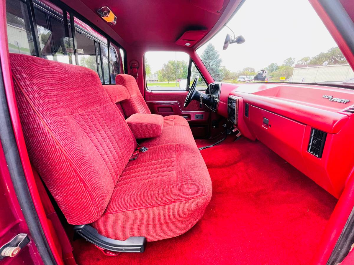 Ford-f250-4x4-lariat-diesel-1988-red-16