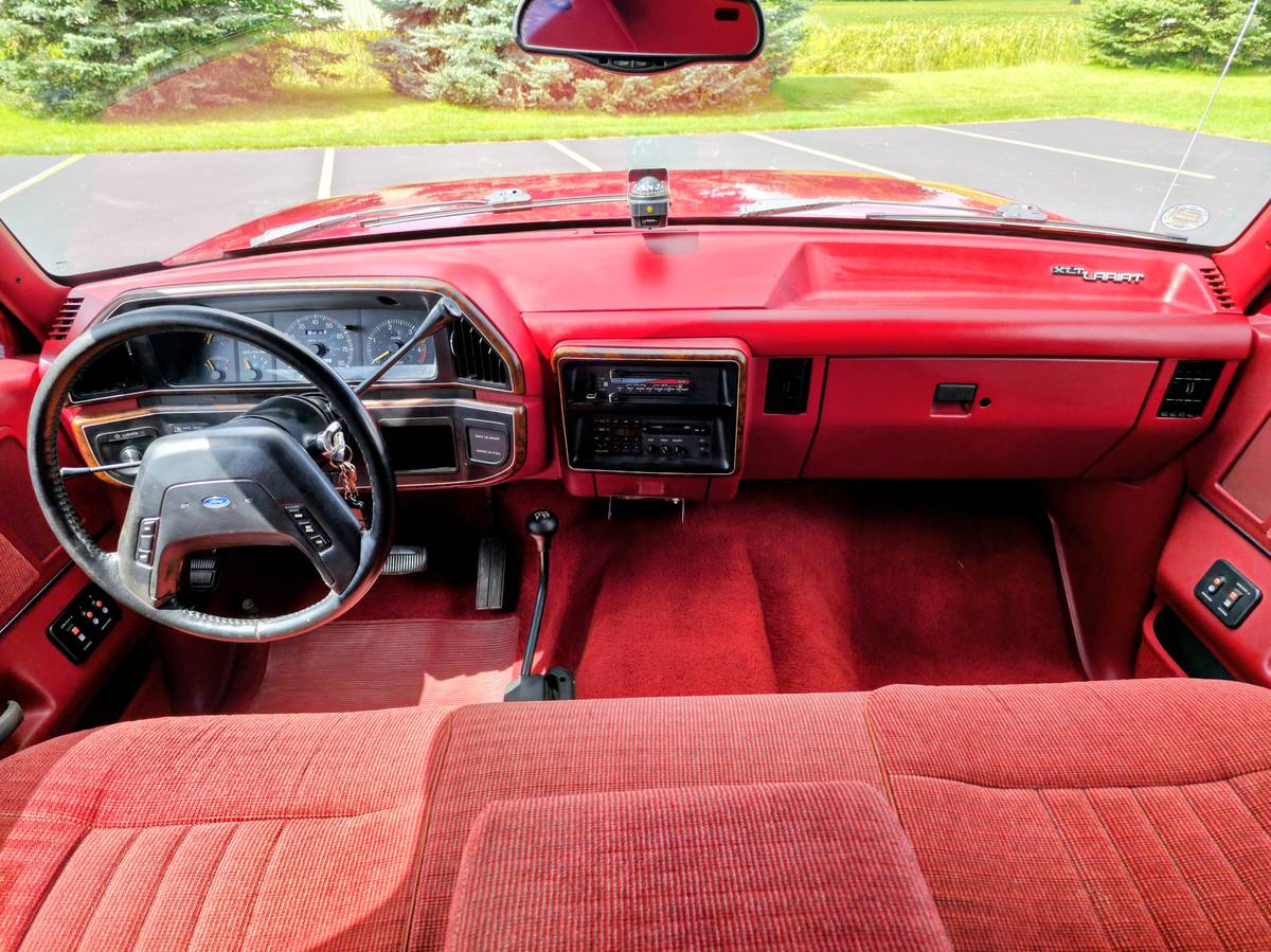 Ford-f250-4x4-lariat-diesel-1988-red-9