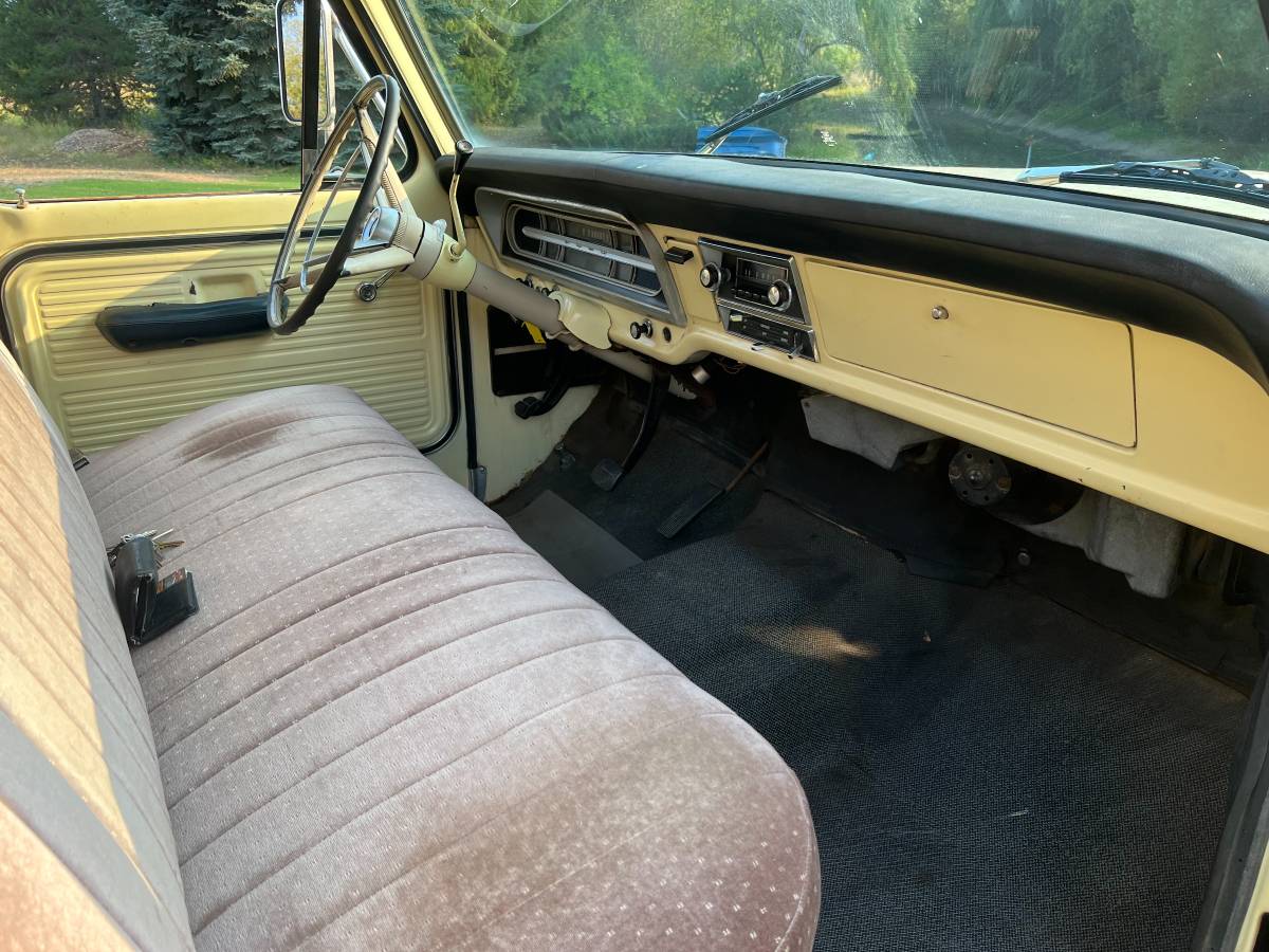 Ford-f250-camper-special-1968-yellow-6