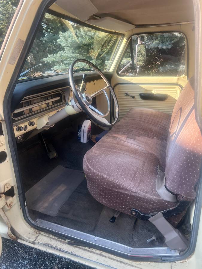 Ford-f250-camper-special-1968-yellow-7