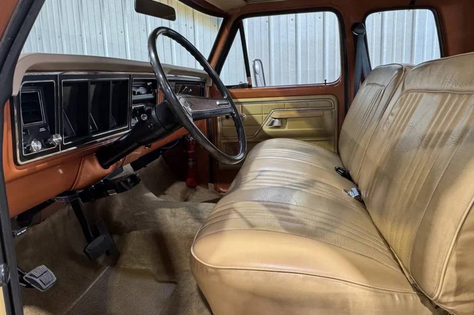 Ford-f250-camper-special-1976-brown-7