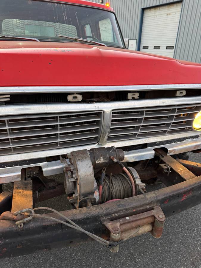 Ford-f250-crew-cab-4x4-1976-red-35