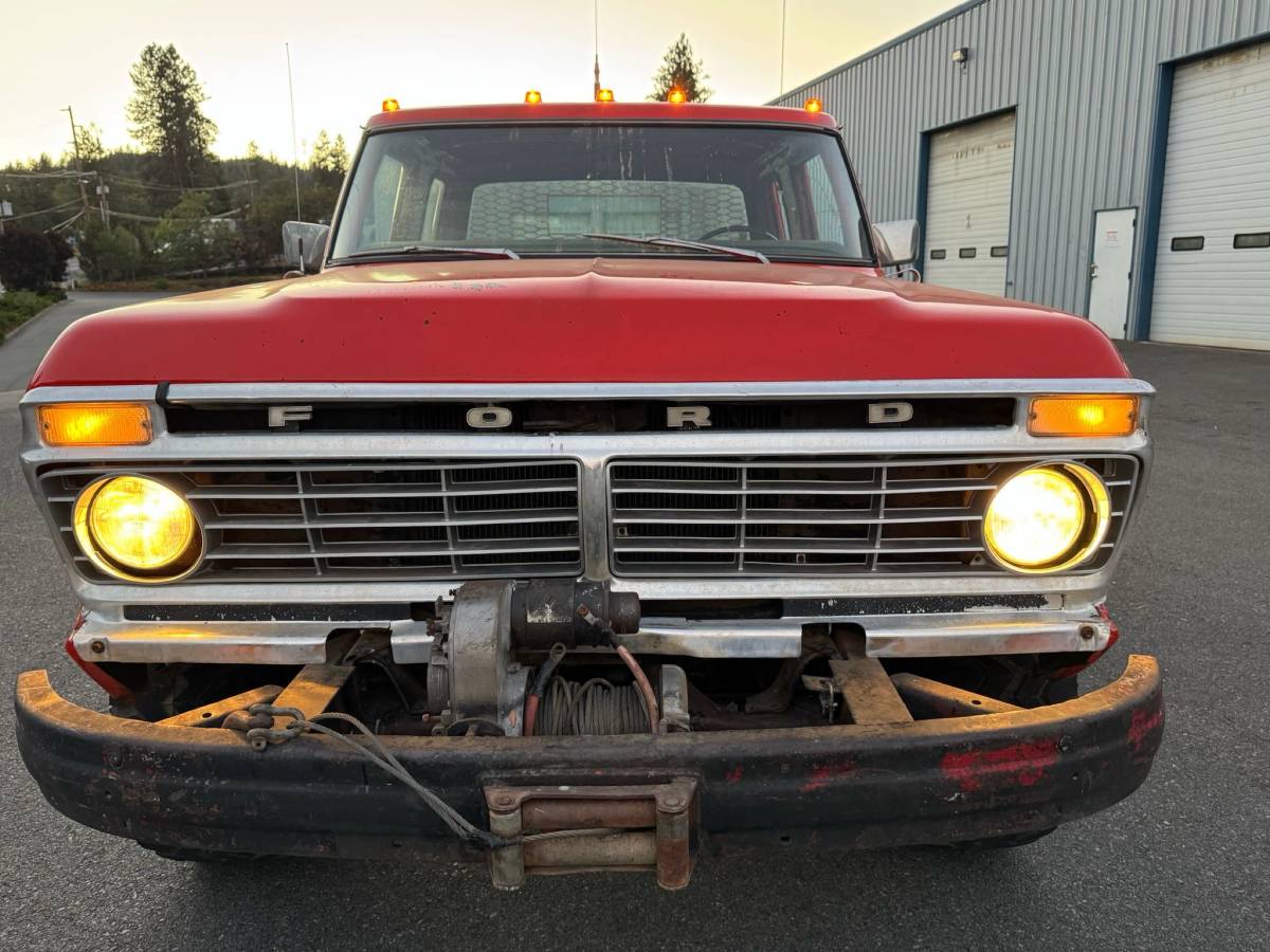 Ford-f250-crew-cab-4x4-1976-red-36