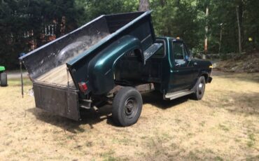 Ford-f250-custom-1978-green