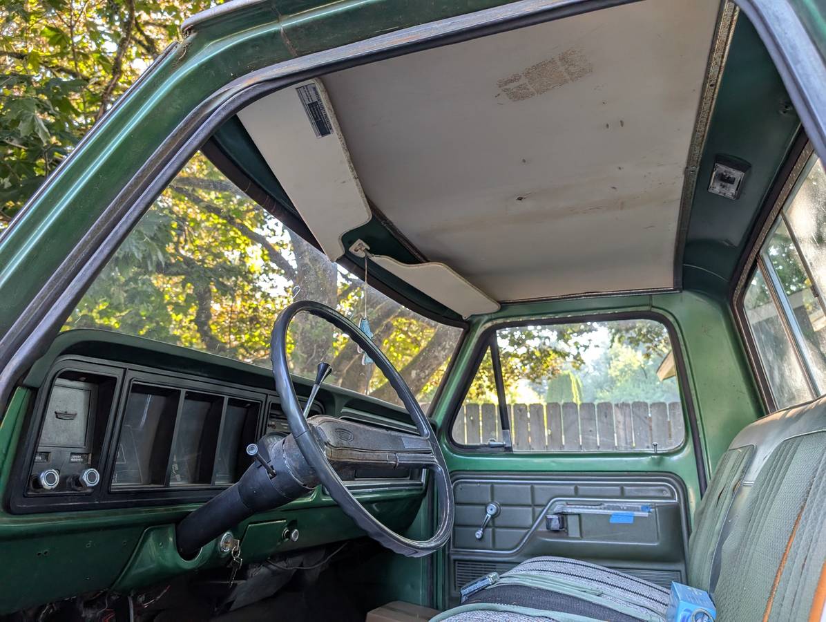 Ford-f250-ranger-camper-special-1974-10