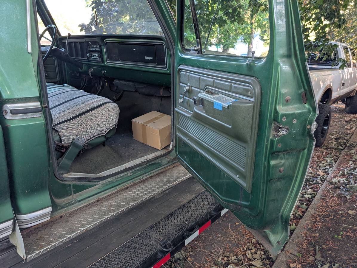 Ford-f250-ranger-camper-special-1974-7