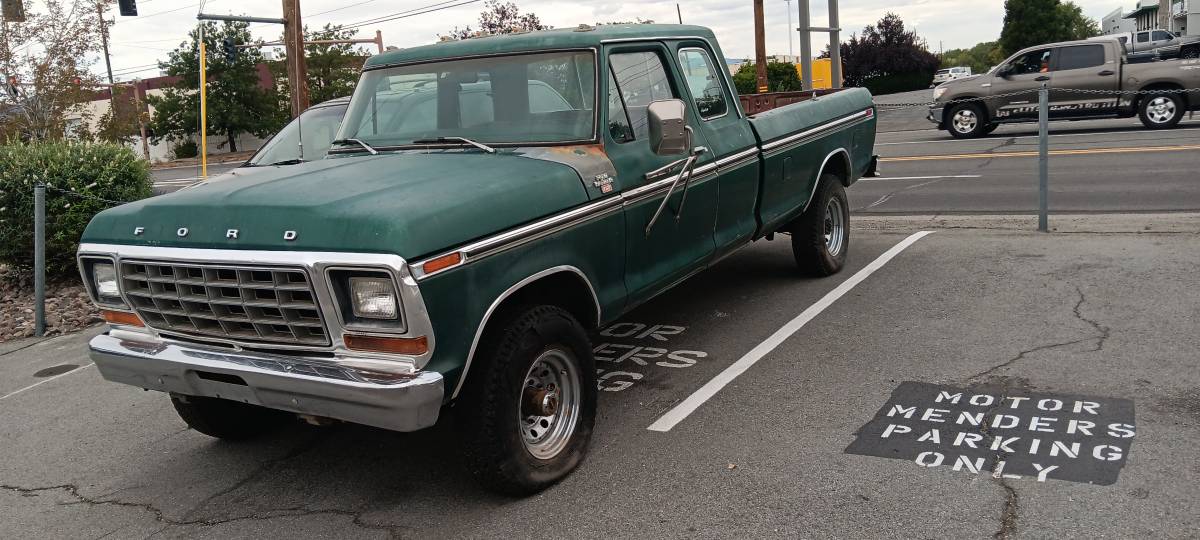 Ford-f250-super-cab-1978-green-1