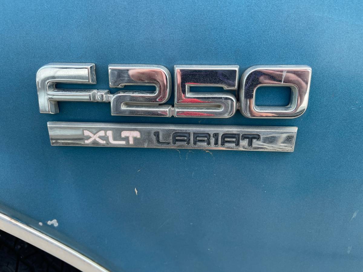 Ford-f250-super-duty-lariat-4x4-1990-12