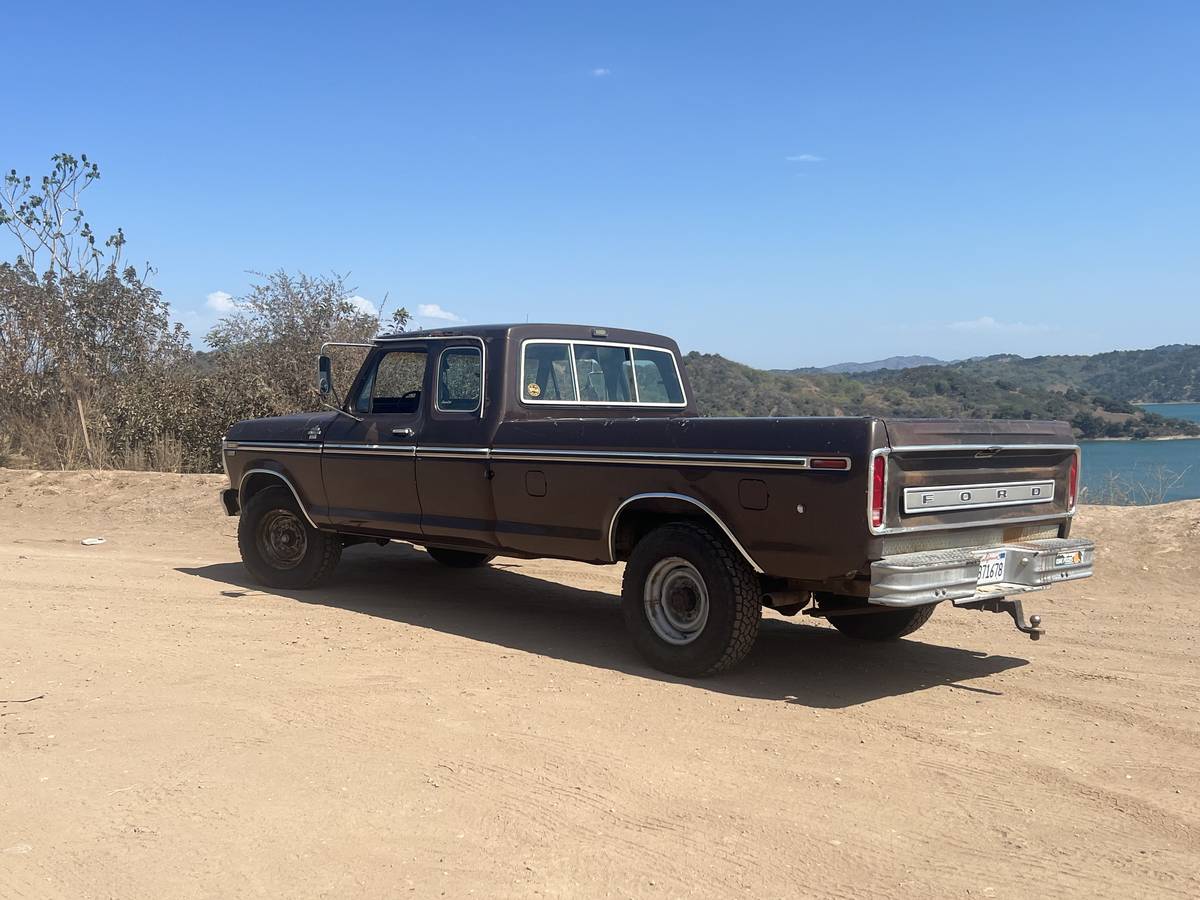 Ford-f250-super-duty-super-cab-1978-brown