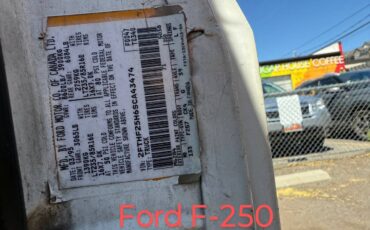 Ford-f250-utility-cab-1995-white-1
