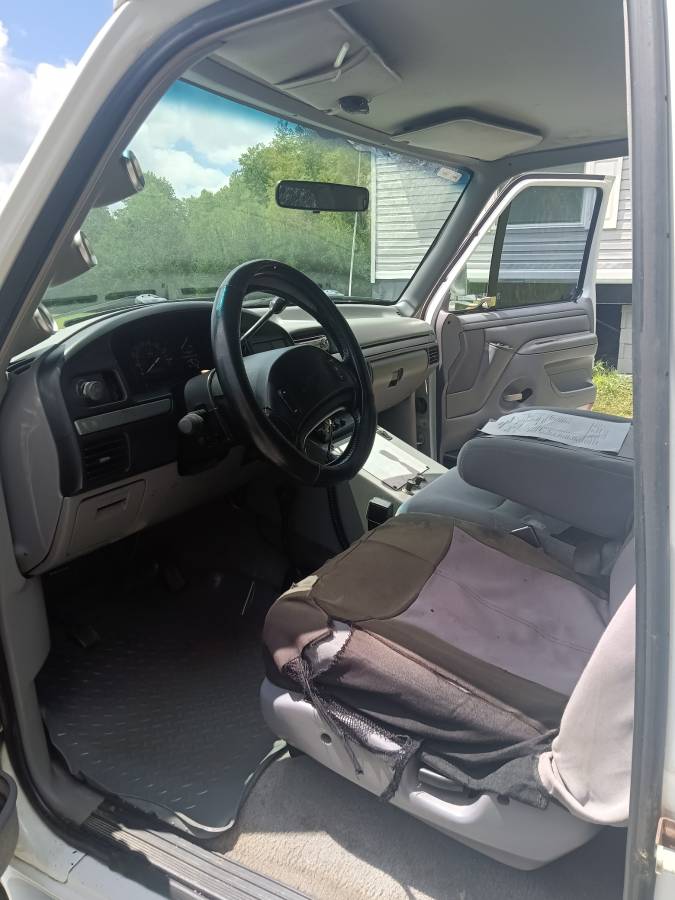 Ford-f250-xlt-4x4-1995-white-4