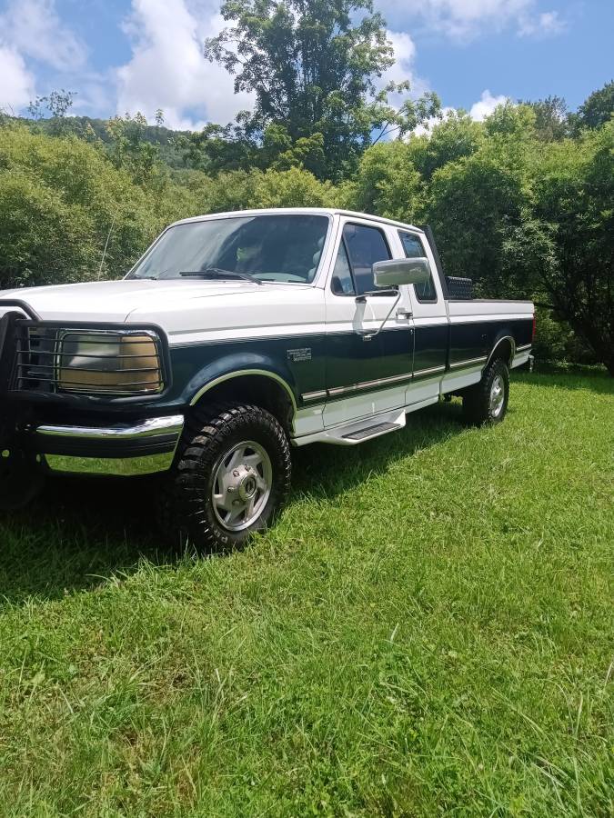 Ford-f250-xlt-4x4-1995-white