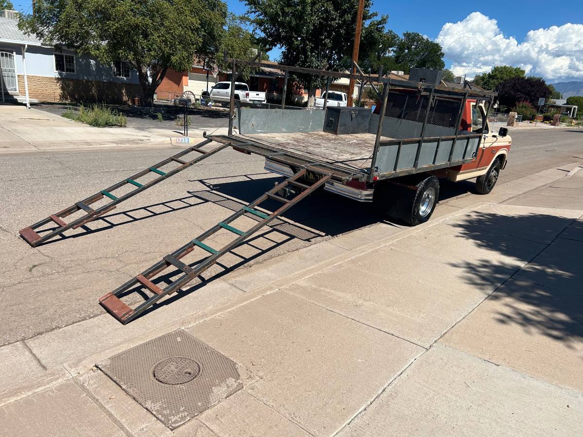 Ford-f350-1983-1