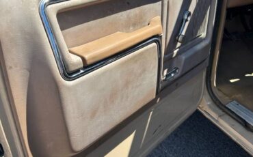 Ford-f350-1983-11