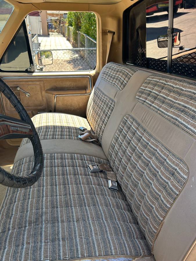 Ford-f350-1983-22