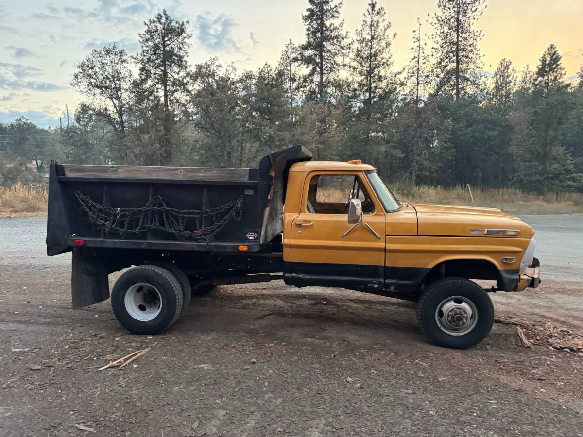 Ford-f350-4x4-1969-yellow-1