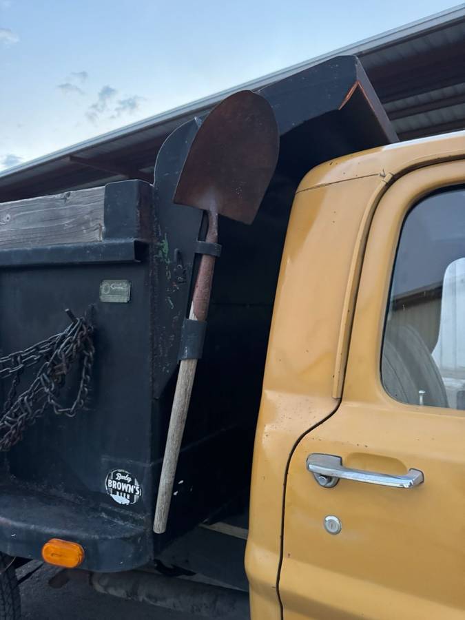 Ford-f350-4x4-1969-yellow-23
