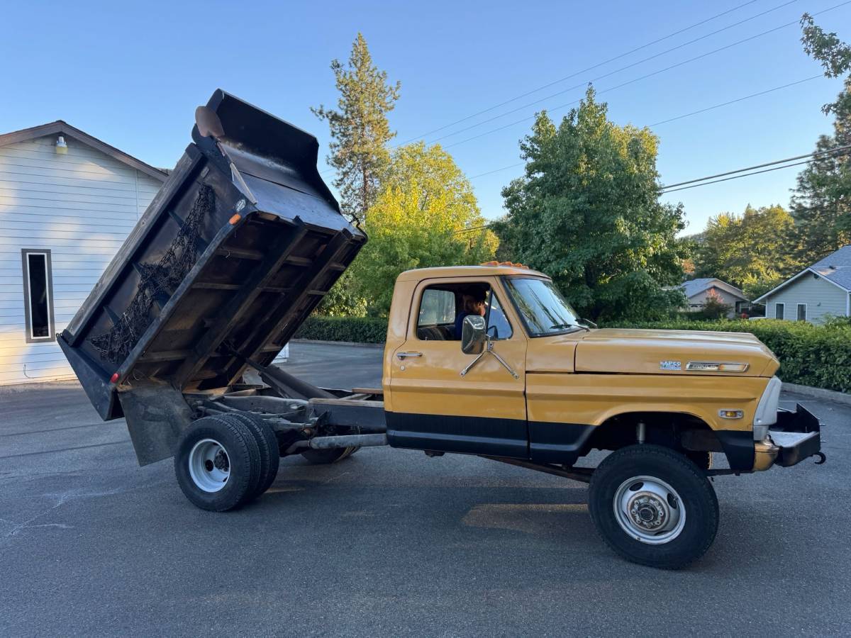 Ford-f350-4x4-1969-yellow-61