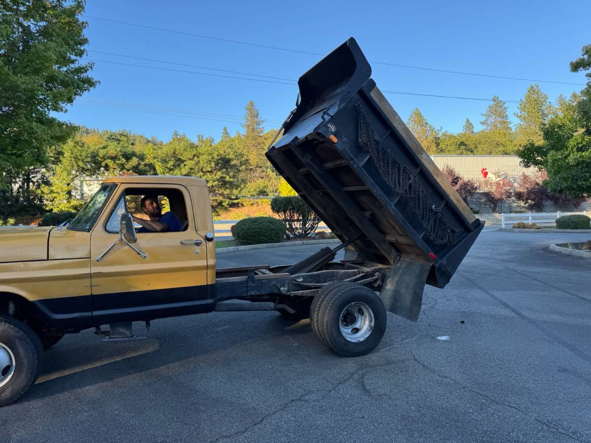 Ford-f350-4x4-1969-yellow-79
