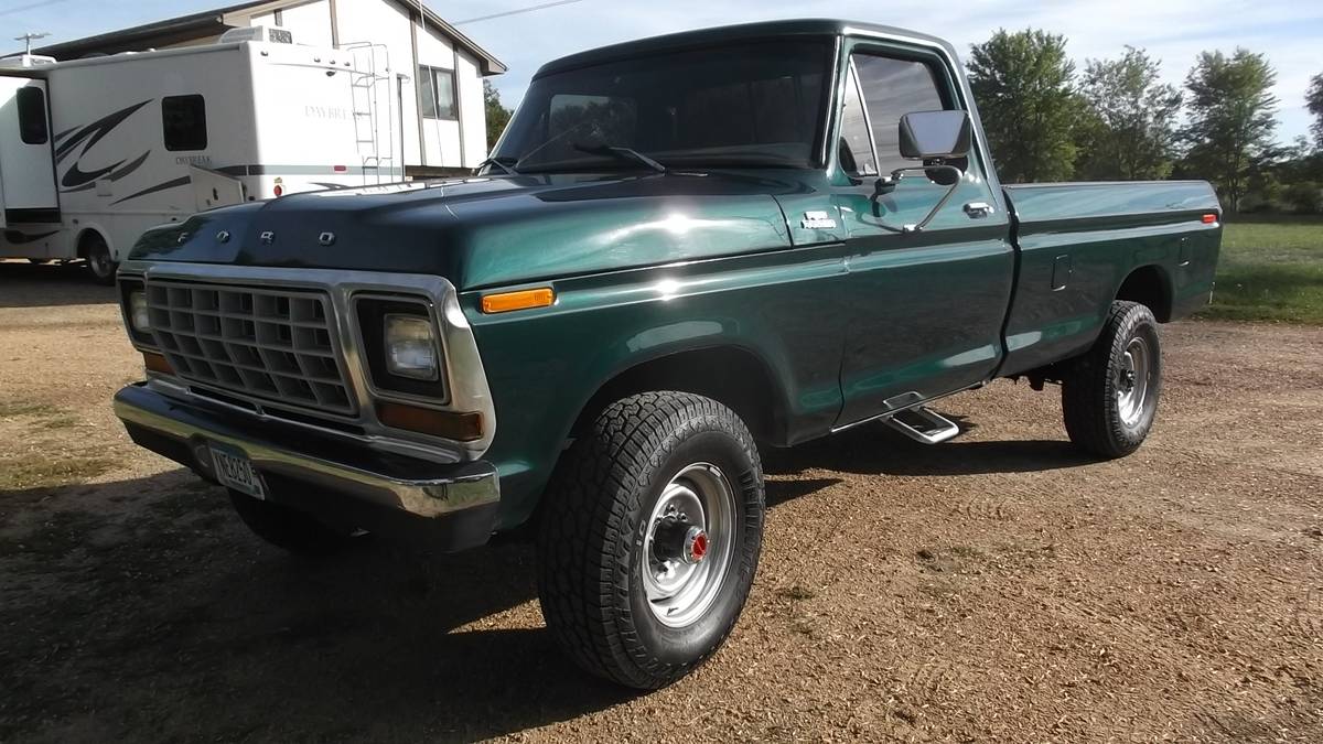 Ford-f350-4x4-1979-green-3
