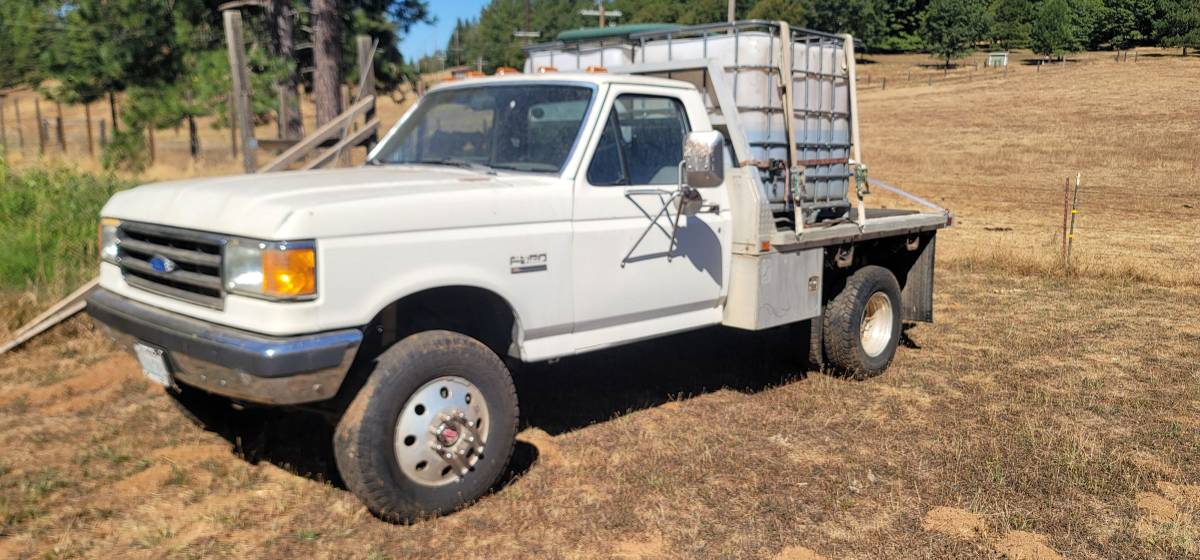 Ford-f350-4x4-1990-white-1