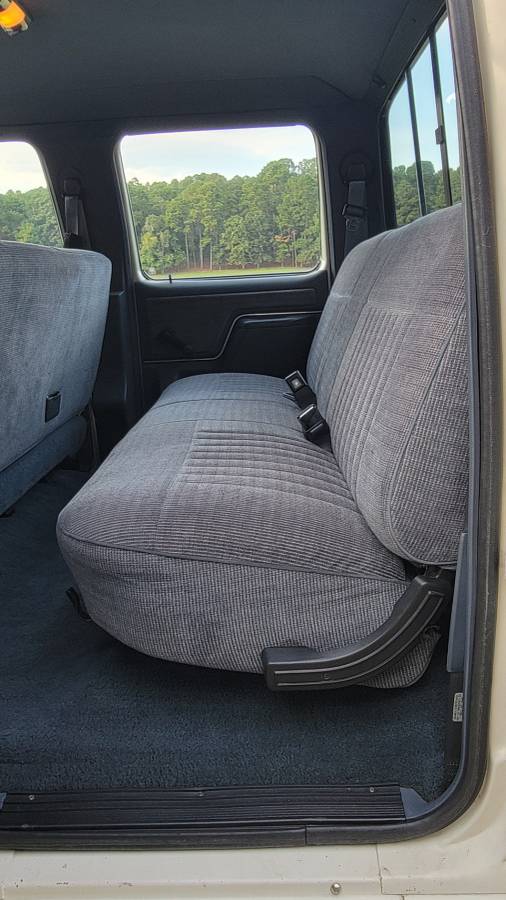 Ford-f350-crew-cab-4x4-1-ton-1990-white-10