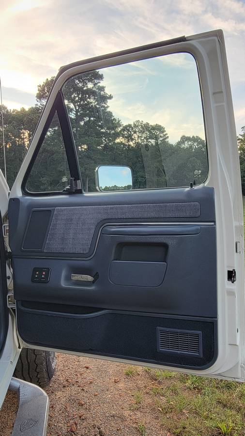 Ford-f350-crew-cab-4x4-1-ton-1990-white-13