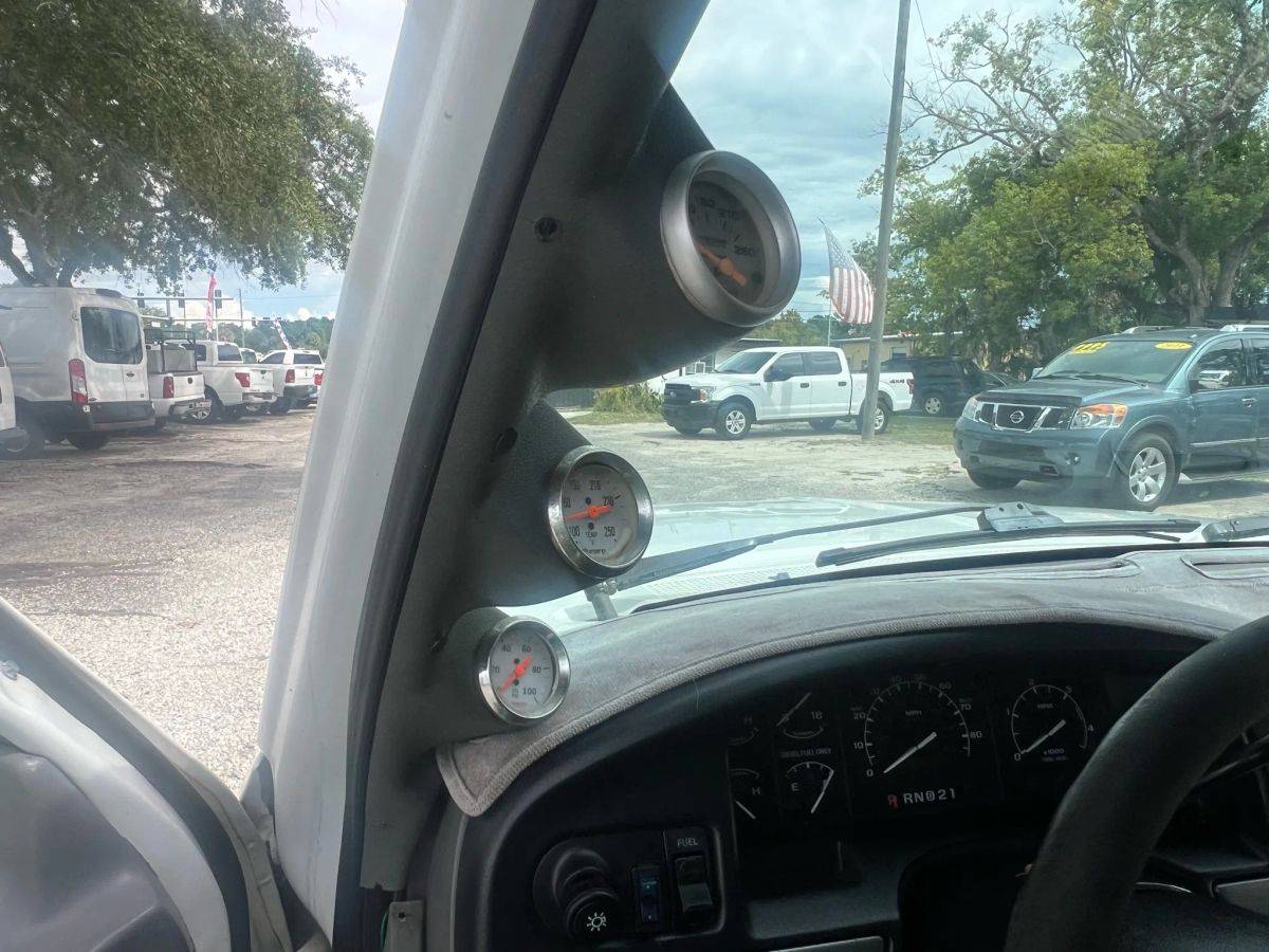 Ford-f350-super-cab-diesel-1995-white-23