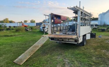 Ford-f550-super-duty-diesel-1991-white-11