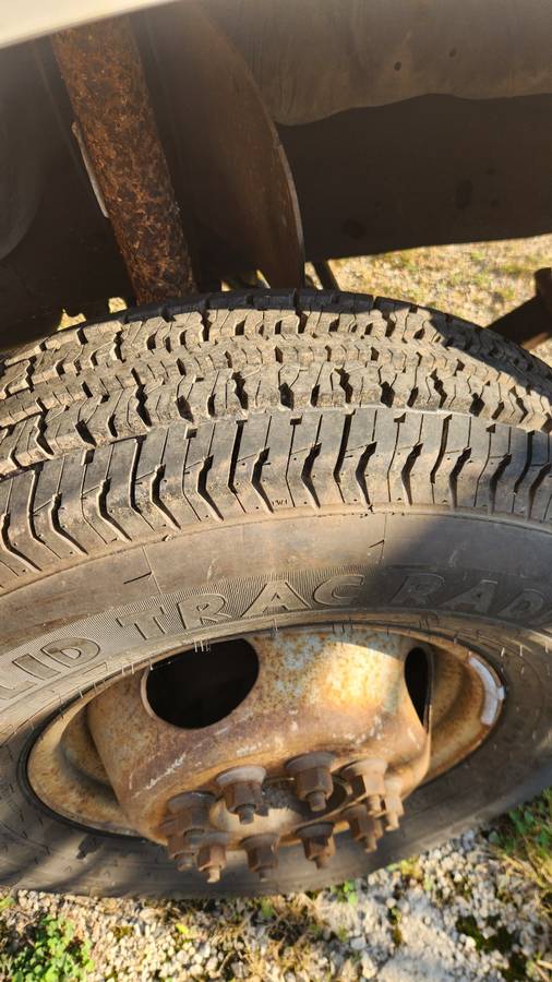 Ford-f550-super-duty-diesel-1991-white-2