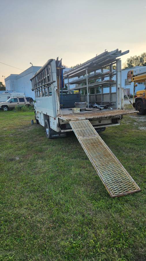 Ford-f550-super-duty-diesel-1991-white-8