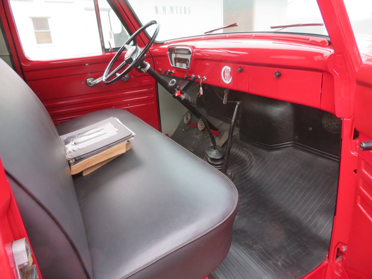 Ford-f600-1953-red-2