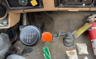 Ford-f700-1985-white-5