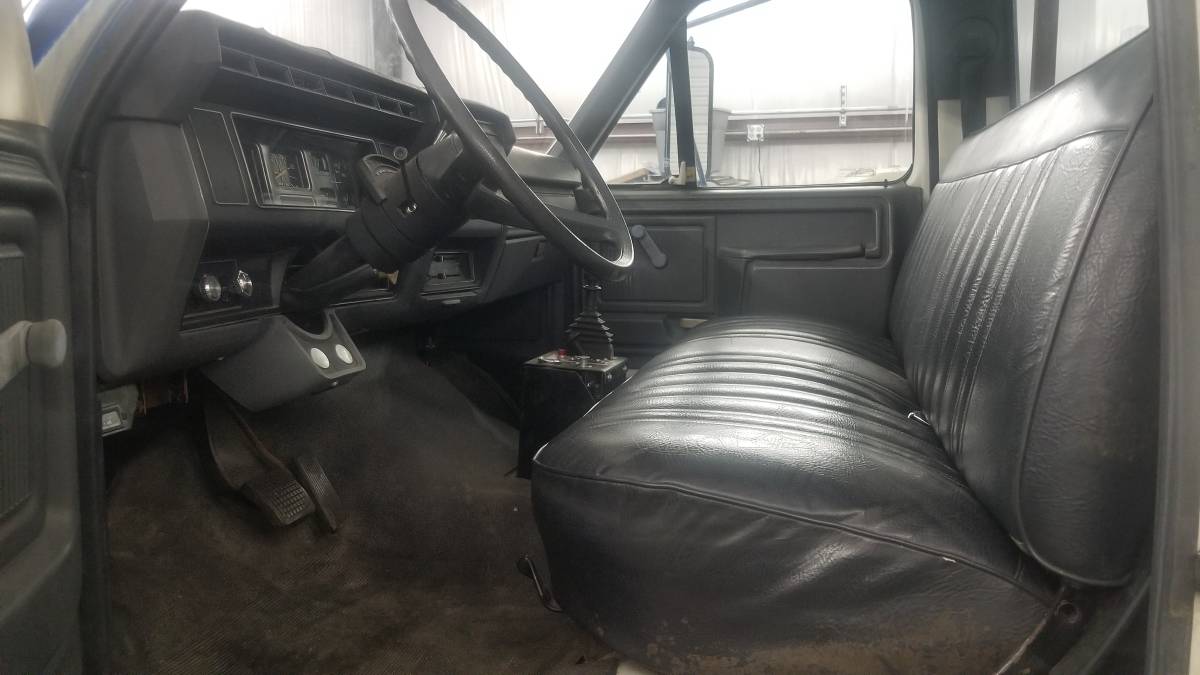 Ford-f700-1994-blue-9