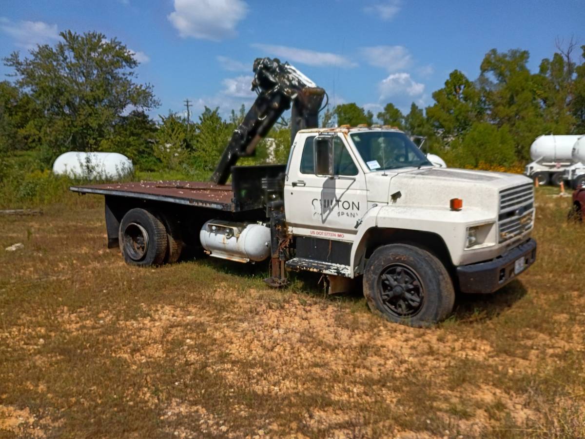 Ford-f800-1989-16